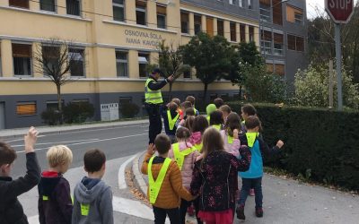 Učni sprehod s policistom