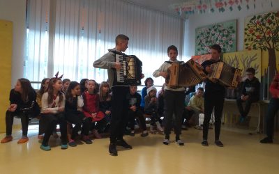 Prireditev ob dnevu samostojnosti in enotnosti ter bližajočih se novoletnih praznikih